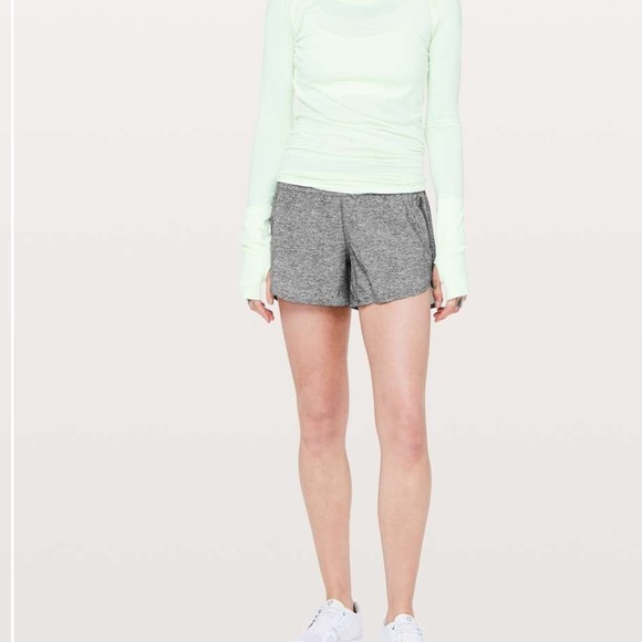 Women’s Lululemon Tracker Short Heathered Black Size 8 - Picture 1 of 14